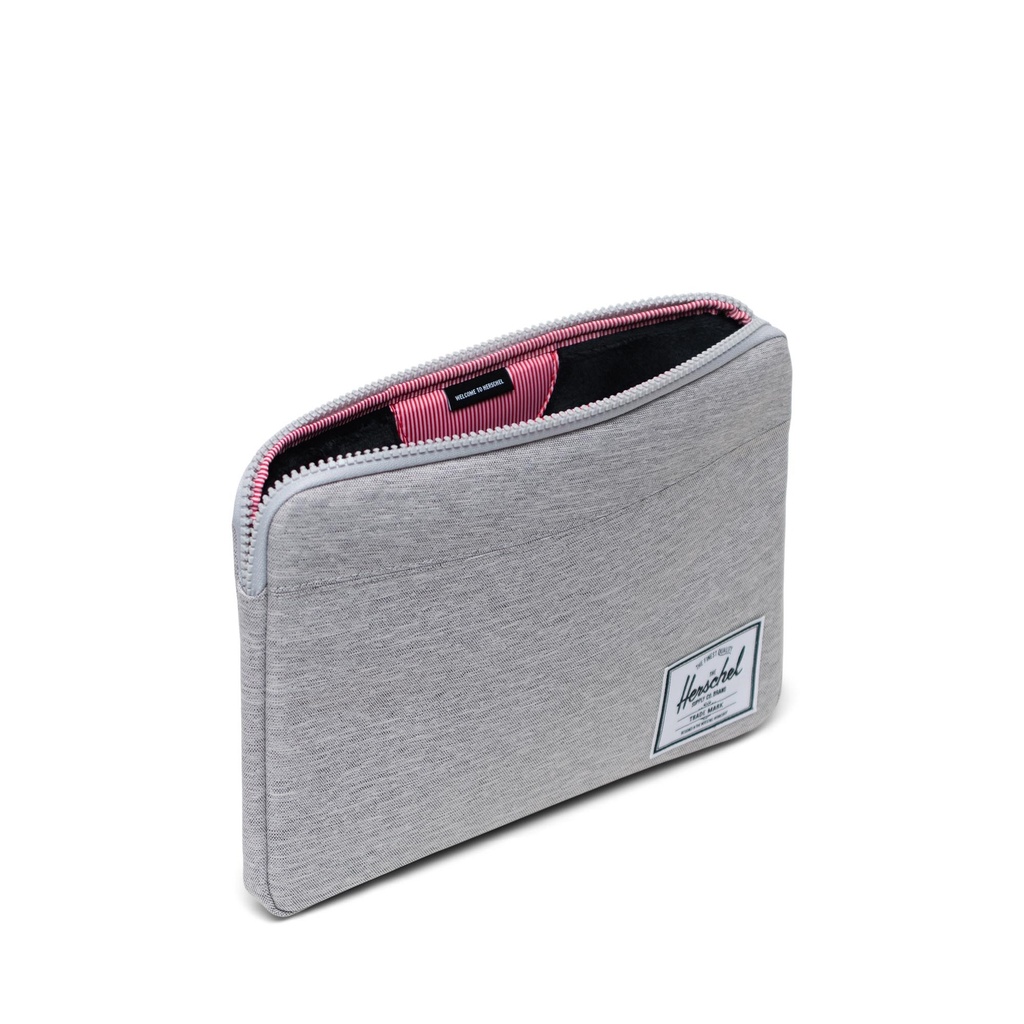 Herschel 14 inch outlet laptop sleeve